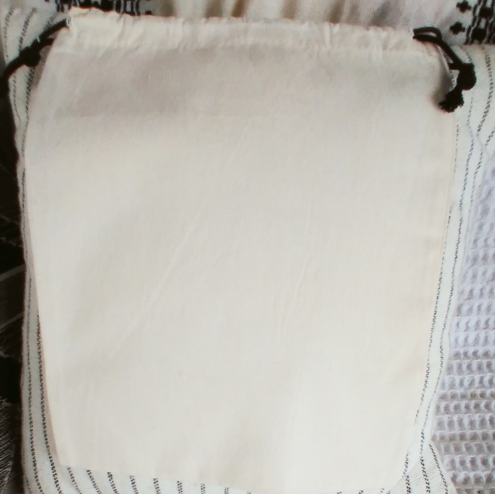 Judith March Dustbag - Picture 2 of 2